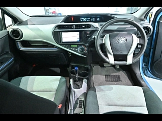 TOYOTA AQUA 2014