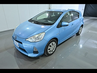 TOYOTA AQUA 2014