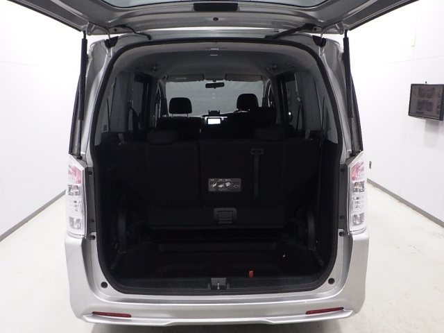 HONDA STEP WAGON 2010