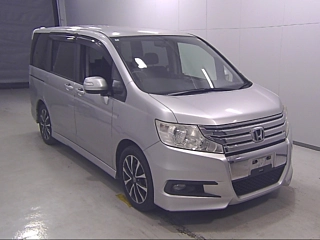 HONDA STEP WAGON 2010