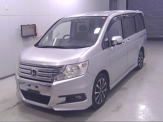 HONDA STEP WAGON 2010