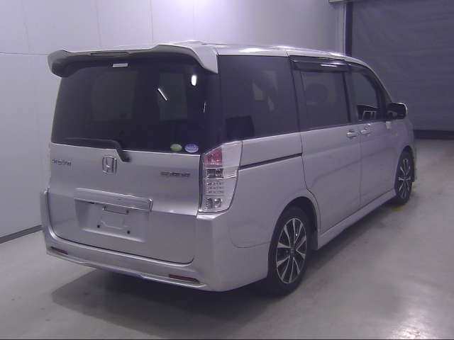 HONDA STEP WAGON 2010