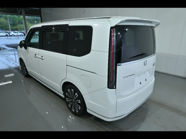 HONDA STEP WAGON 2022