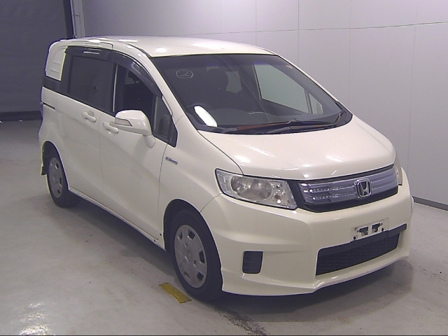 HONDA FREED 2012