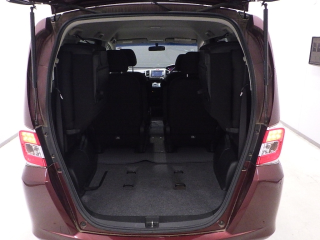 HONDA FREED 2015