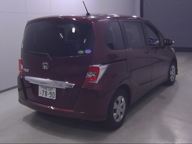 HONDA FREED 2015
