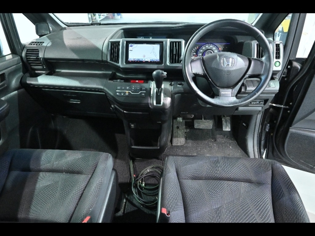 HONDA STEP WAGON 2010