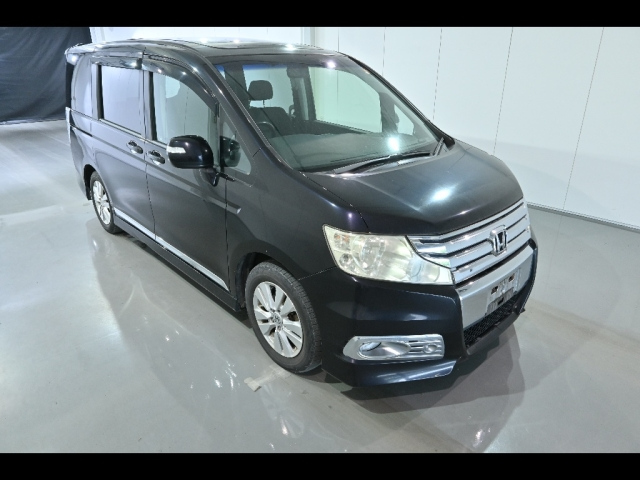 HONDA STEP WAGON 2010
