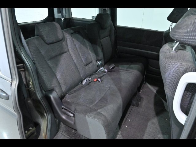HONDA STEP WAGON 2010