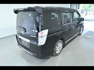 HONDA STEP WAGON 2010