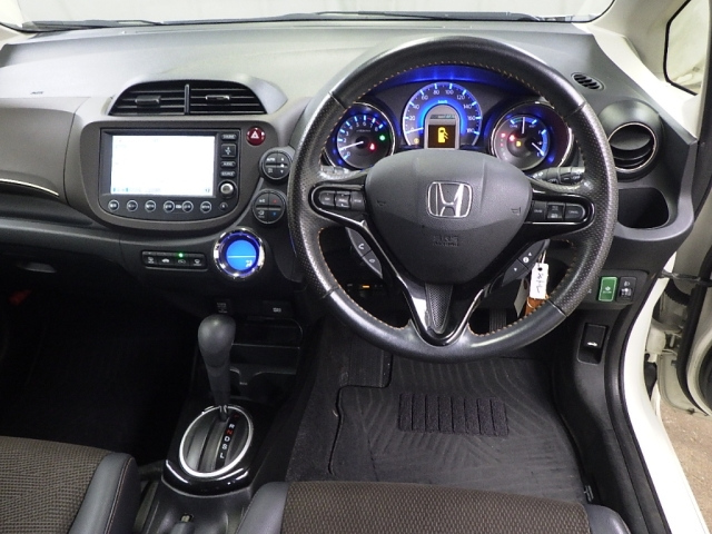 HONDA FIT SHUTTLE 2012