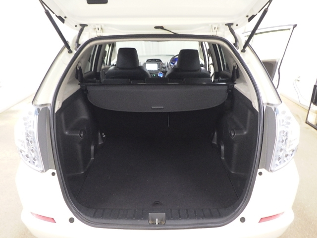HONDA FIT SHUTTLE 2012