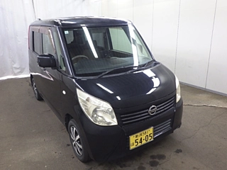 NISSAN ROOX 2009