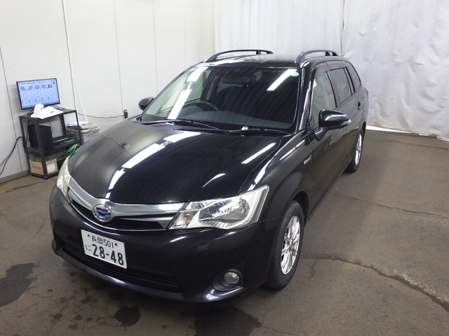 TOYOTA COROLLA FIELDER 2013