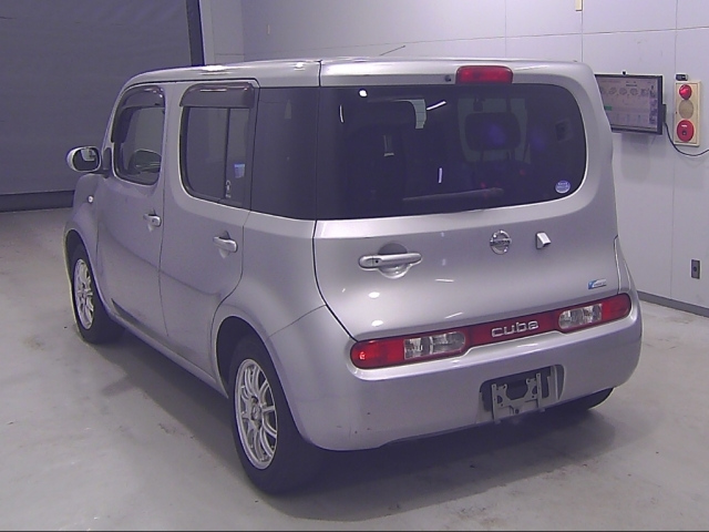 NISSAN CUBE 2012