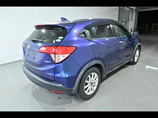 HONDA VEZEL 2016