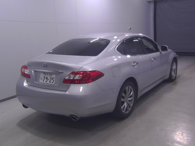 NISSAN FUGA 2009