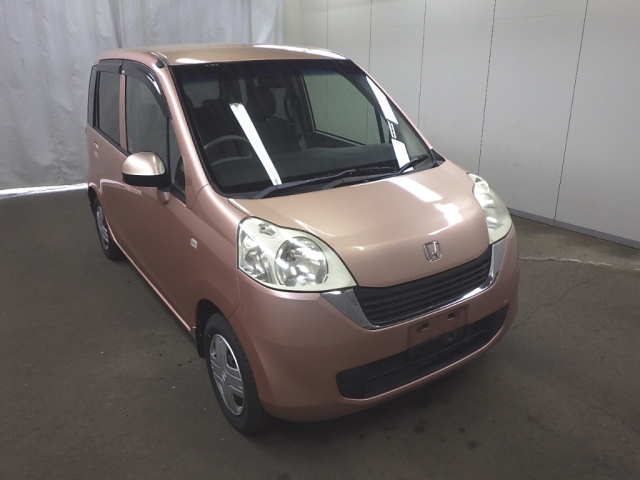 HONDA LIFE 2010