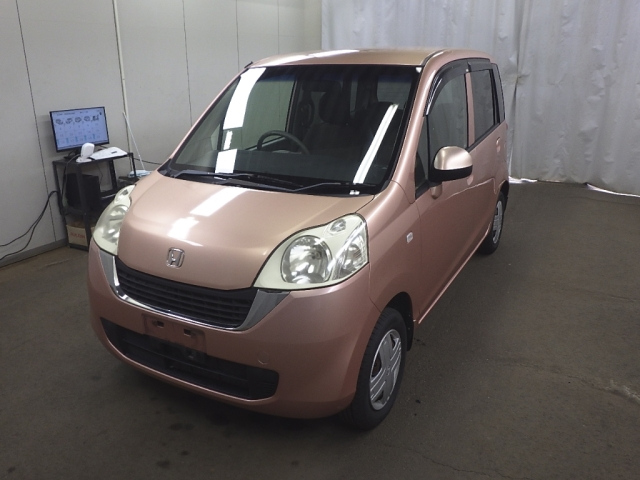 HONDA LIFE 2010