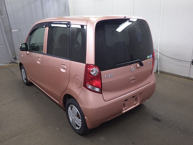 HONDA LIFE 2010