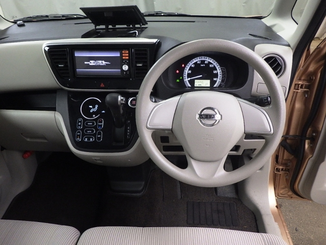 NISSAN DAYZ ROOX 2014