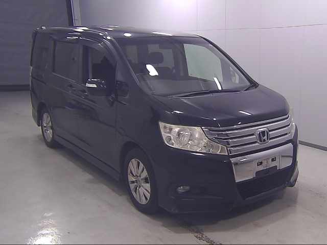 HONDA STEP WAGON 2010