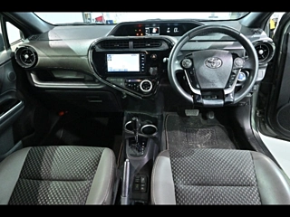 TOYOTA AQUA 2020