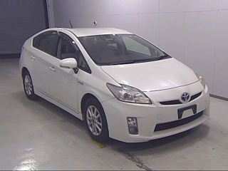 TOYOTA PRIUS 2010