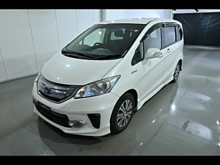 HONDA FREED 2013
