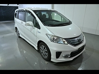 HONDA FREED 2013