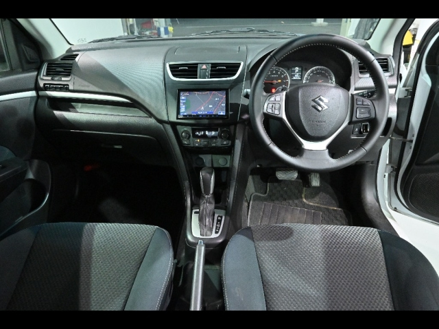 SUZUKI SWIFT 2014