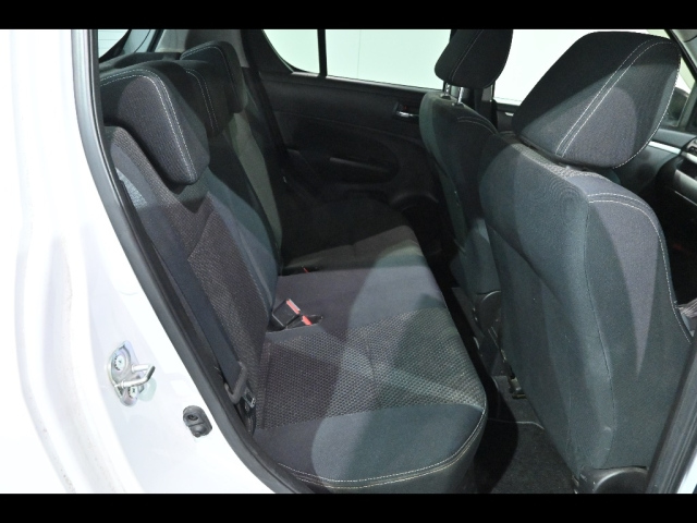 SUZUKI SWIFT 2014