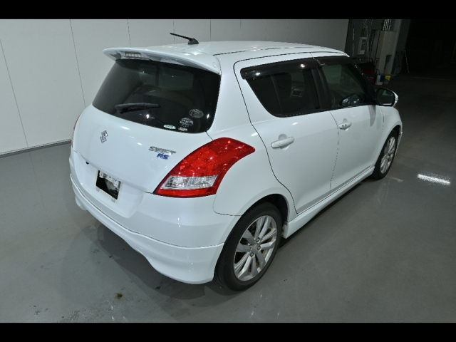 SUZUKI SWIFT 2014