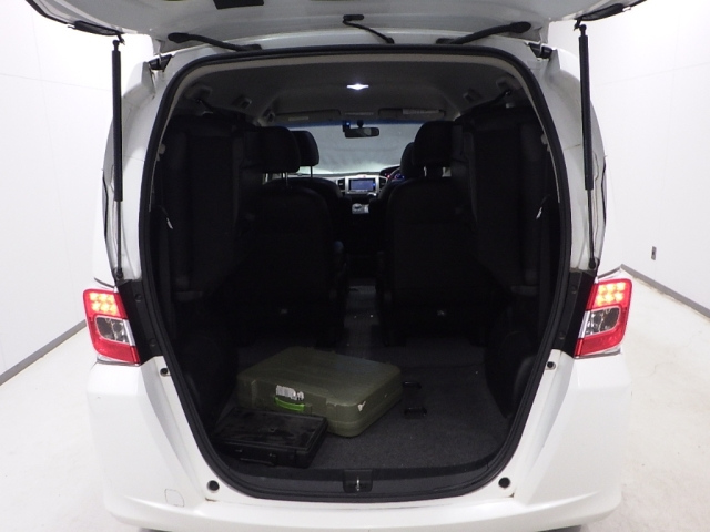 HONDA FREED 2015