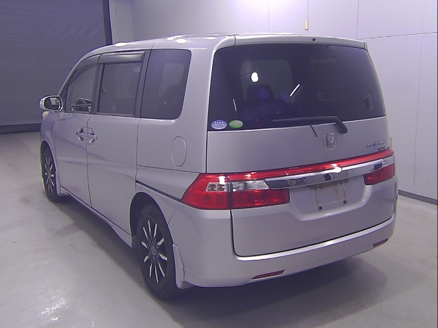 HONDA STEP WAGON 2009
