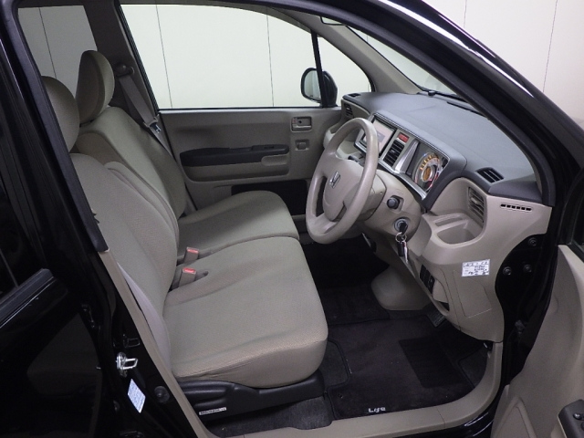 HONDA LIFE 2011