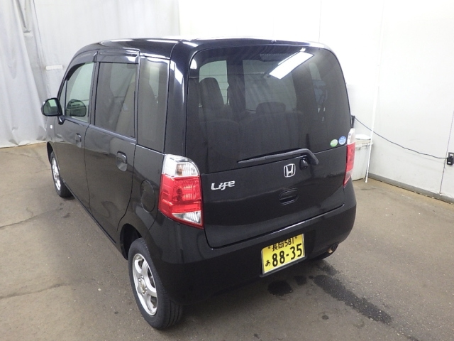 HONDA LIFE 2011