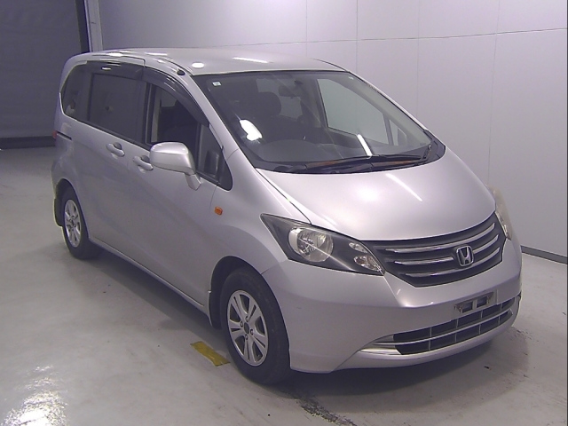 HONDA FREED 2009