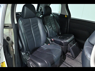 TOYOTA ESTIMA 2012