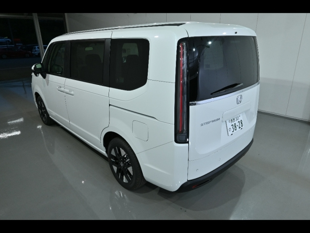 HONDA STEP WAGON 2025