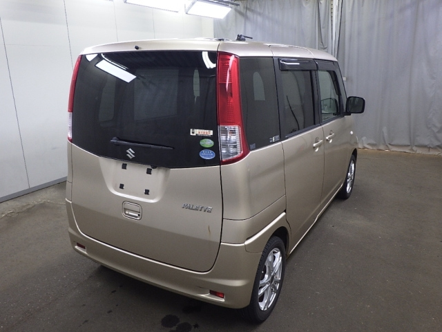 SUZUKI PALETTE 2011
