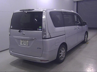 NISSAN SERENA 2015