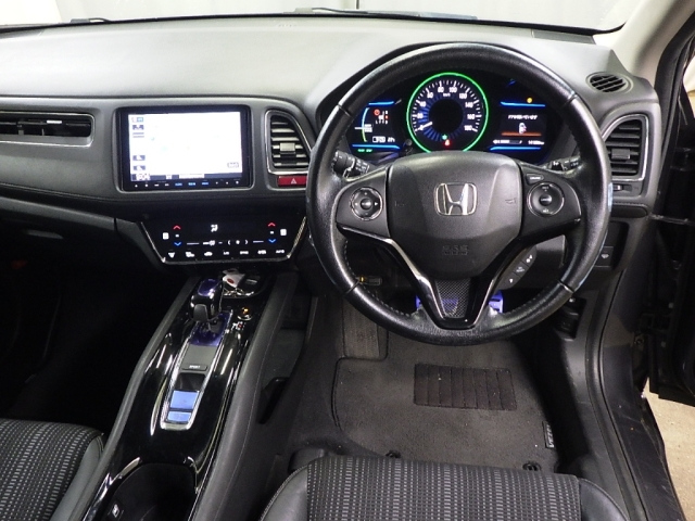 HONDA VEZEL 2014