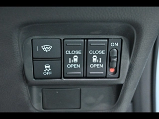 HONDA FREED 2025