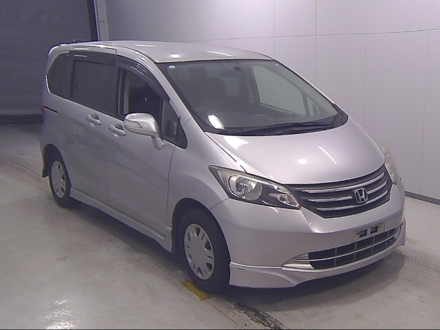 HONDA FREED 2008