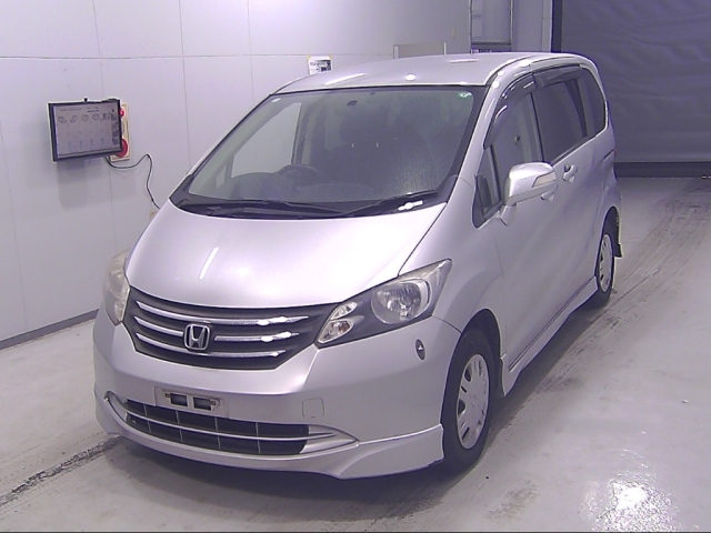 HONDA FREED 2008