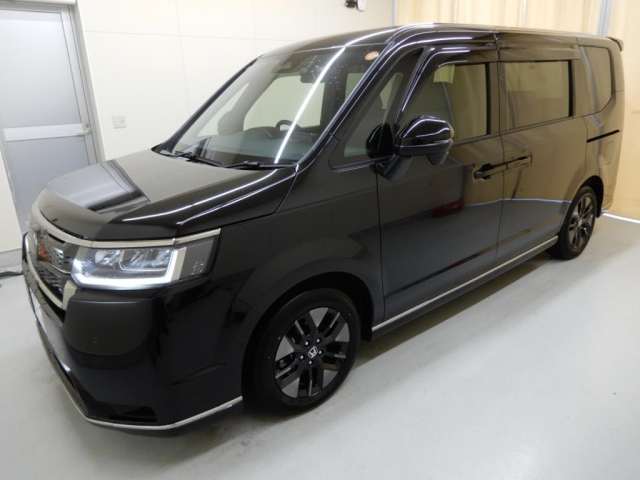 HONDA STEP WAGON 2025