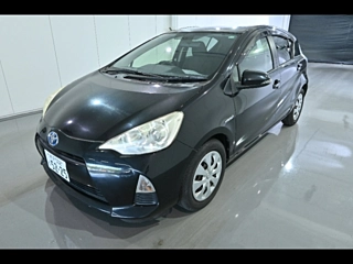 TOYOTA AQUA 2013