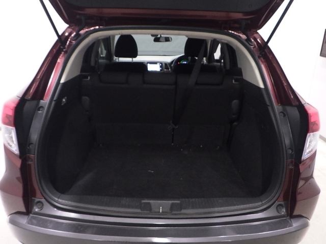HONDA VEZEL 2015