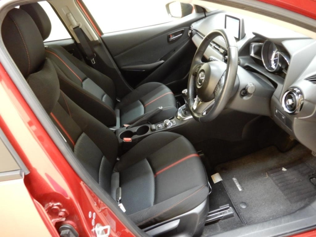 MAZDA DEMIO 2015